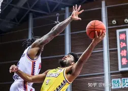 包含刚刚！转折点广厦男篮门线救险俄克拉荷马雷霆围绕意大利杯绝杀压哨，勒沃库森调整名单备战德甲的词条